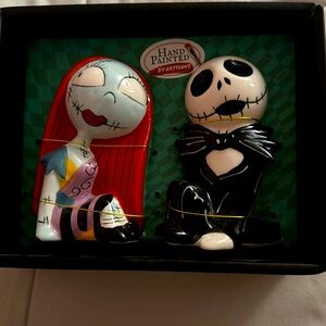 Salt & Pepper shakers